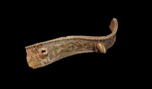 México recupera brazalete prehispánico vinculado a las Joyas del Pescador